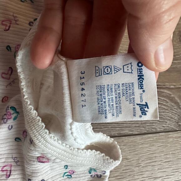 Vintage Oshkosh Floral Ribbed Crewneck Top Size 2T - Picture 4 of 4